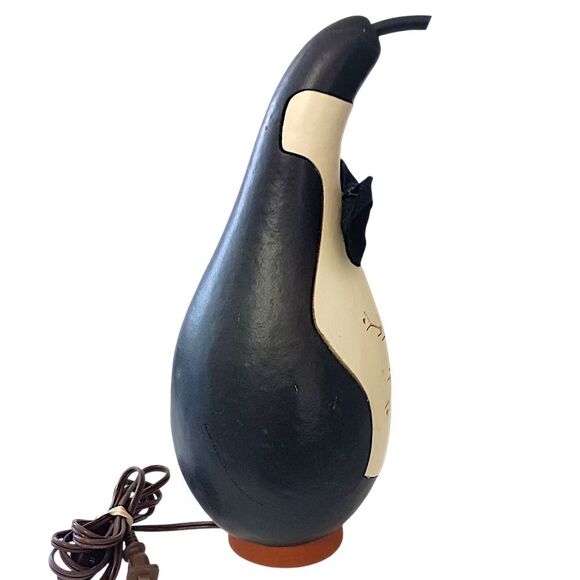 Meadowbrooke Gourd Penquin Lamp Light Handcrafted Carved Holiday Winter Vintage - Picture 5 of 16